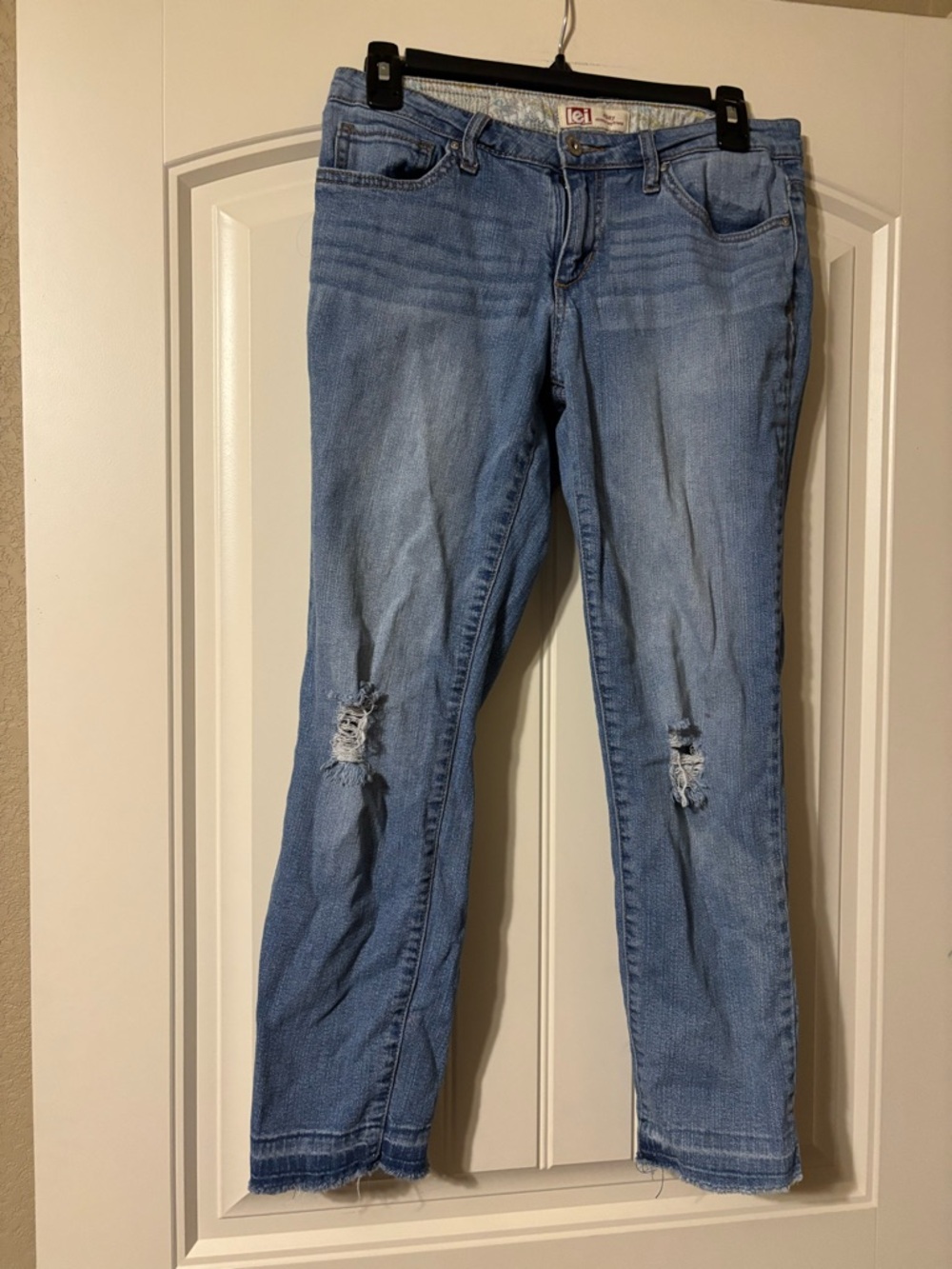 Lei Riley Skinny Boyfriend Jeans